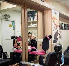 When you are out with friends and spot a beautiful hairstyle on their children, don't shy away from wanting to know. Snip Snip Smile Best Salons For Kids In Pune Places To Explore Whats New Momspresso