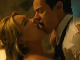 Florence Pughs sex scene confessions – raw and exhausted and scared of  nipples - Daily Star