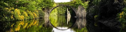 The park is an example of an english landscape garden, and it contains many small ponds and lakes. Rhododendronpark Kromlau Rhododendronpark Kromlau Einer Der Grossten Und Schonsten Rhododendronparks Deutschlands