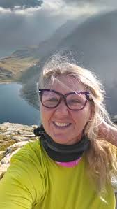 Ciao a tutti !!! Sono una nuova zavorrina zeneize , ma in procinto di voler  diventare bikers !! Buona settimana a tutti !! 🤟