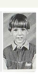 Let's bring bowl cuts back! 😂