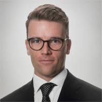 400+ "Levý" profiles