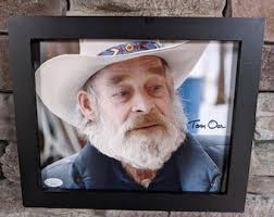 Autographed Tom Oar Mountain Men 8x10 inch framed photo with certificate of  authenticity from JSA