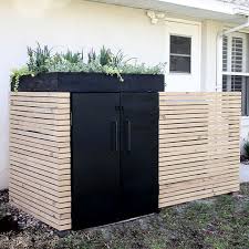 This lattice screen enclosure is designed to cover outdoor air conditioning units in your backyard or garden. 8 Genius Ways To Hide An Ugly Ac Unit How To Hide An Ugly Ac Unit