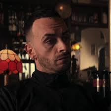 Joseph Gilgun Kiss