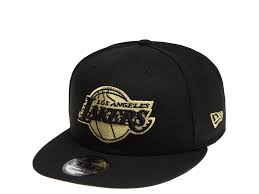 Cheer for the lake show and celebrate your lakers with premium los angeles lakers hats and apparel. New Era Los Angeles Lakers All About Black And Gold 9fifty Snapback Cap Topperzstore Com