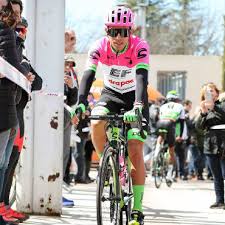 Su primera carrera fue en el worldtour. Daniel Felipe Martinez Agredido Brutalmente Mientras Entrenaba En Italia Revista Mundo Ciclistico