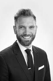 Kelvin Edward's Instagram, Twitter & Facebook