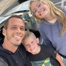 This my baby right here but some stuff came up in life and I need the cash  for me and my family so I have to part ways with her she starts