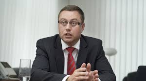 „doposud není v kauze čapí hnízdo rozhodnuto. Nejvyssi Statni Zastupce Zeman Ve Stredu Oznami Jak Rozhodl V Babisove Kauze Capi Hnizdo Hospodarske Noviny Ihned Cz