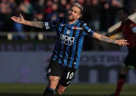 Pour papu gomez et pour les supporters de l'atalanta bergame, son départ a été un déchirement. Papu Gomez Is The Leader Of The Beautiful Atalanta He Not Only Plays Great Football But Also Talks About It In An Interesting Way Seria A Ucl Atalanta