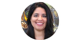 Lynette Saenz's Instagram, Twitter & Facebook