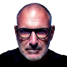 銃を置いて、カンノーリを取れ」 ゴッドファーザー(1972)