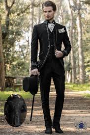 Lesen sie hier, wie sie den richtigen anzug für den schönsten tag im leben finden. Black Jacquard Napoleon Collar Frock Coat With Silver Embroidery Ongala