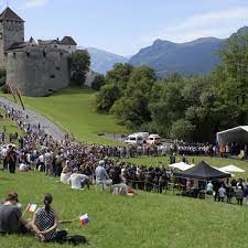 Betrouwbaar, gratis en snel op nu.nl, de grootste nieuwssite van nederland. Wir Sind Keine Deutschen Liechtenstein Klagt Tschechien Welt News