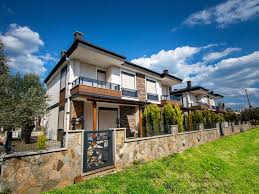 750 000 Tl Sahil De Anayolun Deniz Tarafi 3 1 Sifir Villa Dubleks Mustakil Bahceli Onu Yesil Alan Denize Yakin 1 Sinif 2020 Villa Home Fashion Evler