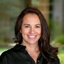 33 Agents in Astoria Office, 29-10 Broadway