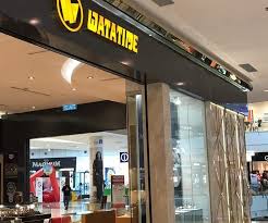 Ioi city mall is currently the hype of the nation being the newly open mall with an extensive amount of major tenants like tesco, h&m, uniqlo, guess, gsc so lesson of the day: Watatime Ioi City Mall Using Bensonite Solid Surface Solid Surface Surface Retail Shop
