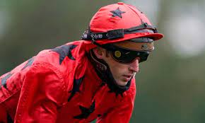 Un peu plus de quatorze mois plus tard, le 7 juillet 2010 à clairefontaine, il remporte la. Mnkunaitnpzom