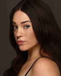 Annie Whitehurst's Instagram, Twitter & Facebook