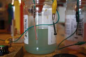Reasons why the salt water battery may not work: Kid Maker How To Make A Salt Water Battery Scholastic Parents