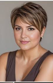 The pose, the long hair... Could this be a twisted version of Godwyn? 🤔🤔🤔