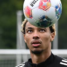 Fußball-Transferticker: Ekitiké verlässt Frankfurt Richtung Premier League 