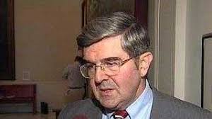 Updated: Sununu, Ayotte reject prominent supporter's anti-Muslim comments