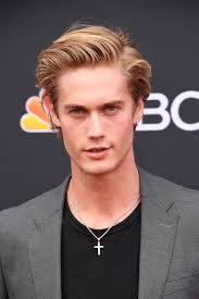 The signature at mgm grand is a condo hotel built by a partnership of mgm mirage and turnberry associates on the location of mgm grand's closed theme park. Neels Visser Attends The 2019 Billboard Music Awards At Mgm Grand Billboard Music Awards Billboard Music Neels Visser