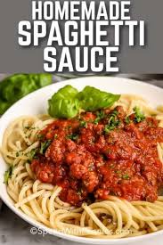 Crock Pot Spaghetti Sauce Is A Rich Thick And Meaty Sauce Made Easy In The Slow Cooker In 2020 Spaghetti Sauce Crockpot Spaghetti Italian Recipes