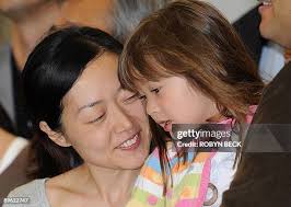 1,404 Kim Burbank Photos & High Res Pictures