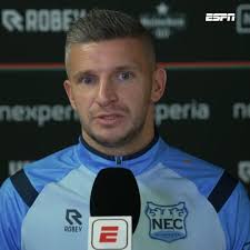 Linssen over keuze voor Vitesse-rivaal: "Dan kan ik bijna nergens heen"