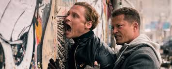 Breaking the bank trailer no black screen by 769730. Vier Gegen Die Bank Erster Trailer Zur Krimi Komodie Mit Til Schweiger Bully Herbig Und Matthias Schweighofer Kino News Filmstarts De