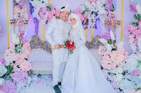 We did not find results for: 27 Baju Songket Pengantin Yang Menarik Inspirasi Busana Perkahwinan