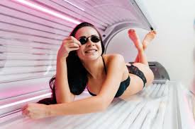 Safer options for sunless tanning are available, such as lotions, sprays, and gels. How To Tan Your Face In A Tanning Bed Safely Good Looking Tan