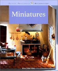 Amazon Fr Miniatures Collectif Livres Miniature Livre Vitrine Miniature