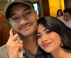 Kronologi Kecelakaan Mobil Vanessa Angel dan Suaminya di Tol Nganjuk