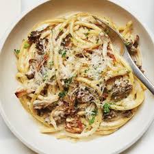 Creamy Pasta With Crispy Mushrooms Recipe Recipe Creamy Pasta Popular Pasta Recipes Crispy Mushrooms Recipe