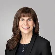 Gail Mandel's Instagram, Twitter & Facebook