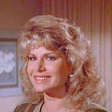 Janis Ward's Instagram, Twitter & Facebook