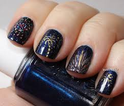 Rédigé par deco des ongles konad et publié depuis overblog. Tuto Nail Art De Nouvel An A Motif Feu D Artifice Paillete