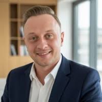 100+ profilů „Pěchota“