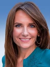 Lisa Fletcher's Instagram, Twitter & Facebook