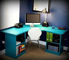 You can adjust the size of the project easily so it suits your needs and tastes. 16 Free Diy Desk Plans You Can Build Today