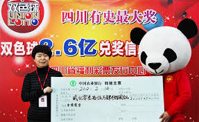 In total, over 85,000 players won prizes including two winners of. Top 4 Costumes Worn By Lotto Winners Multilotto