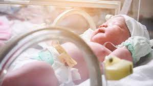 Usia bayi 9 bulan dalam kandungan berat 3,2 kg. 7 Penyebab Berat Badan Lahir Rendah Pada Bayi