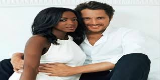 Ce matin, j'ai vu un extrait de l'émission enquêtes d'afrique animée par @hapsatousy. Hapsatou Sy Et Vincent Cerutti Sont Parents D Une Petite Fille