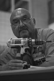 Dustin Houser's Instagram, Twitter & Facebook