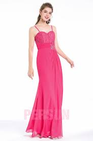 Mettez en valeur votre décolleté. Robe Rose Fuchsia Longue De Soiree Bustier Coeur Avec Bretelles Fines Ornee De Bijoux Robedesoireelongue Fr