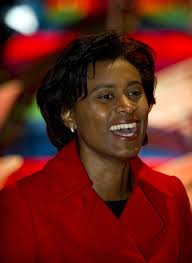 Wethouder Kock prijst ambtenaren, maar kraakt dienst DMC